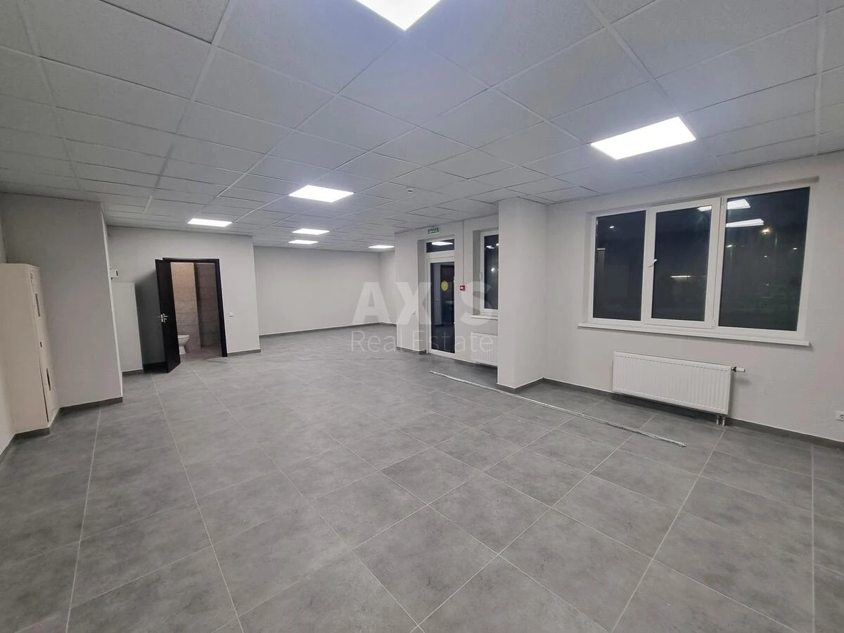 Office pr-t Berestejskij 67, 67m266926