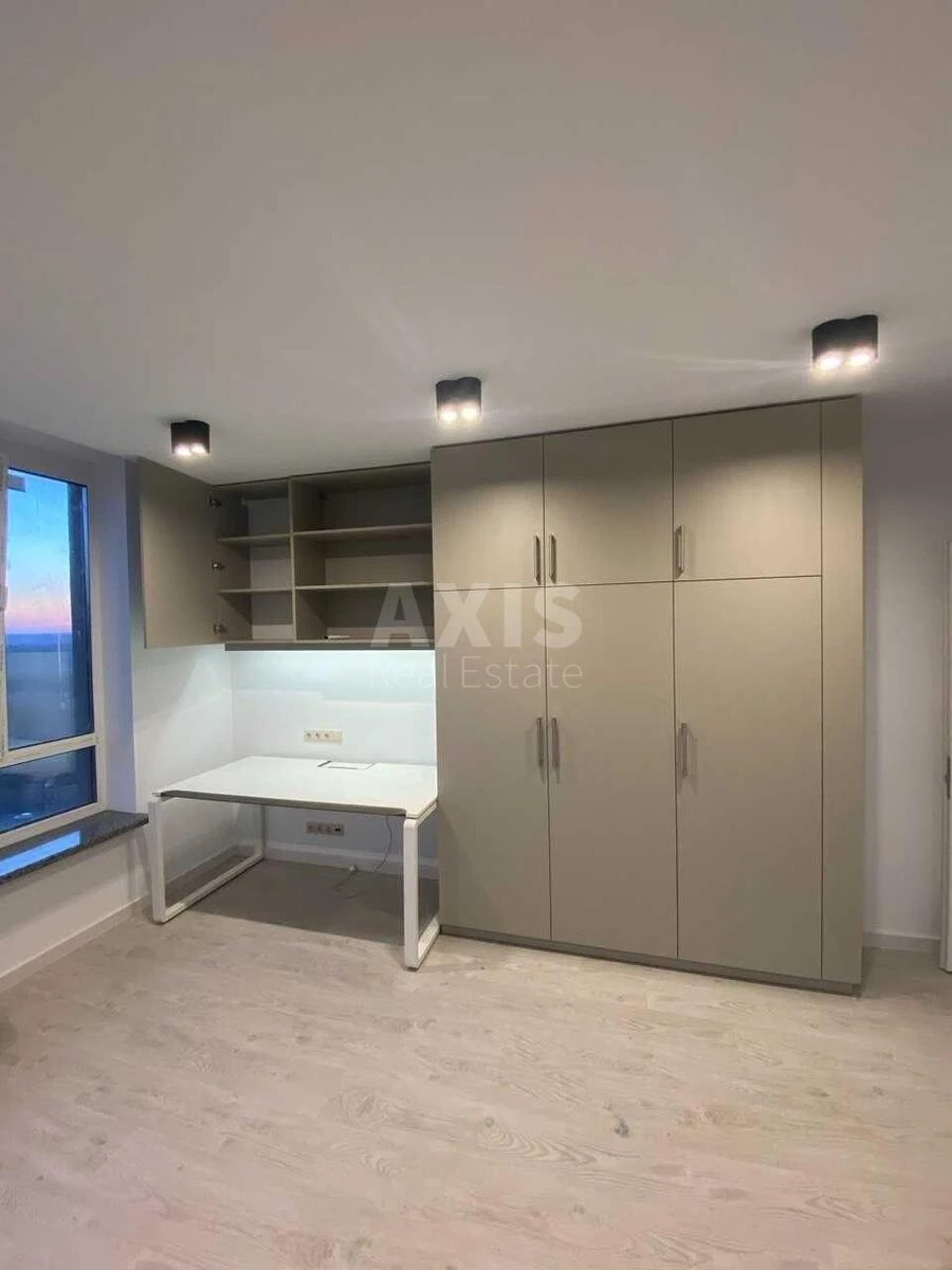 2k apartment vul. Oleksandra Olesja 10715387