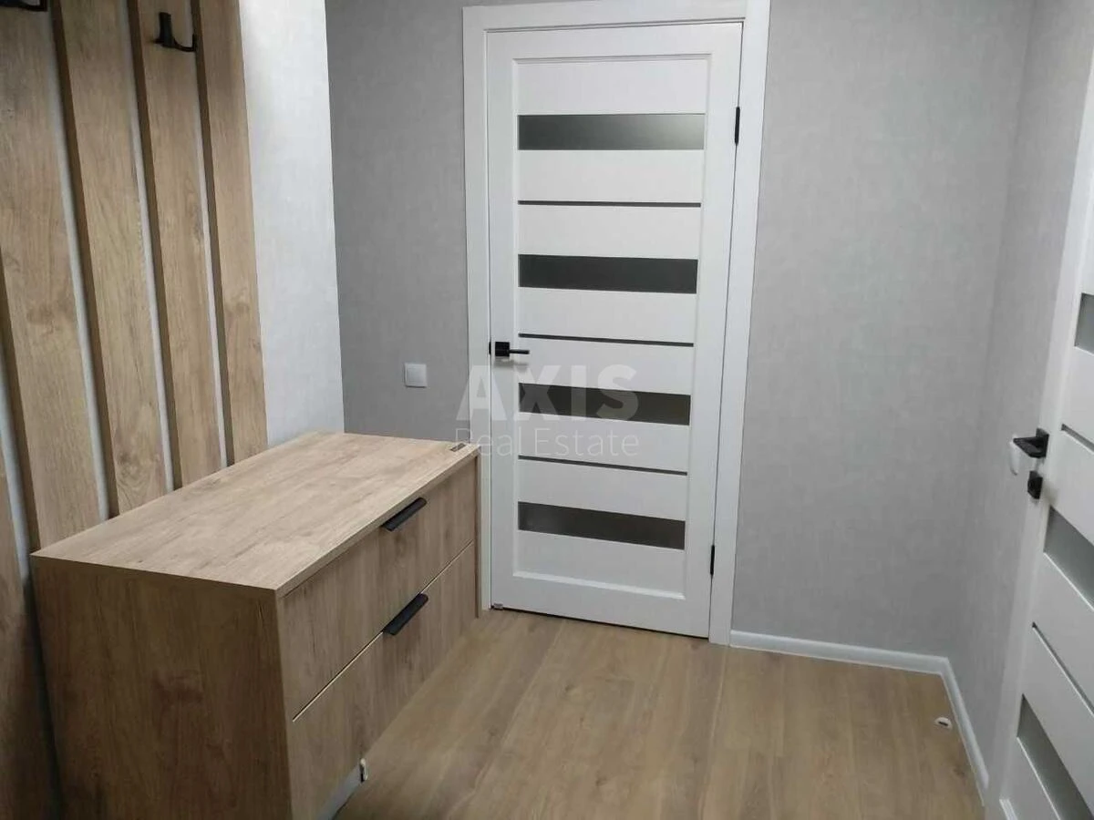 2к квартира ул. Александра Олеся 106590319