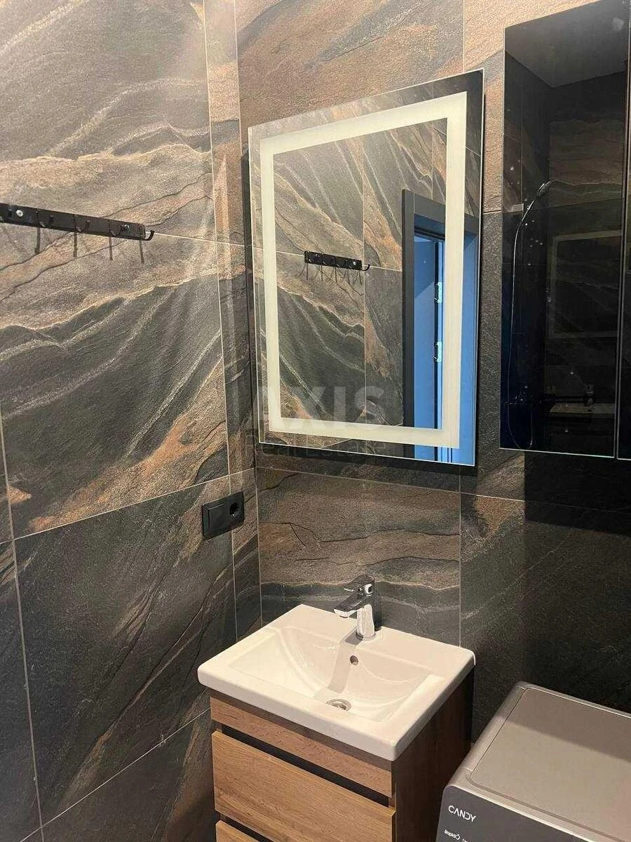 Office vul. Danyla Shherbakivs'kogo 52, 38m27047221