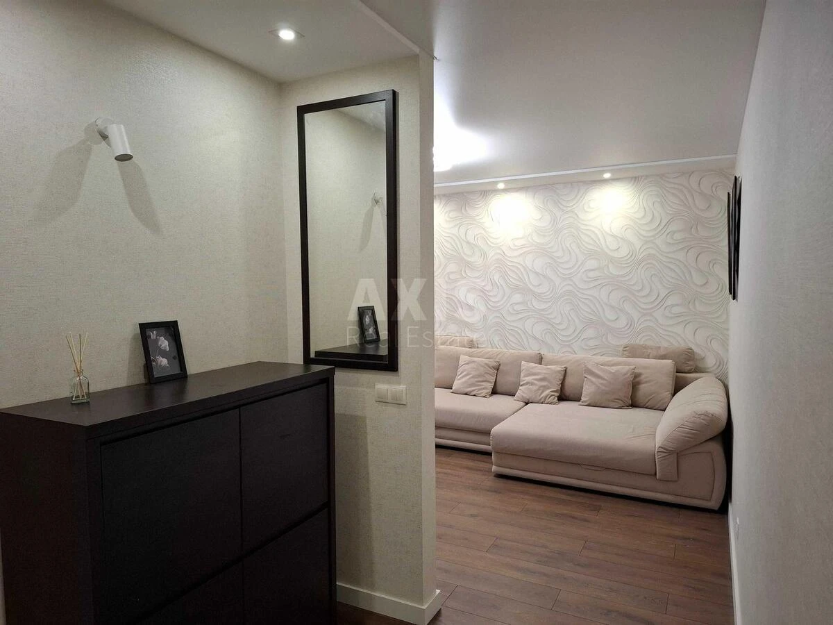 3k apartment vul. Lunachars'kogo 3Б674662