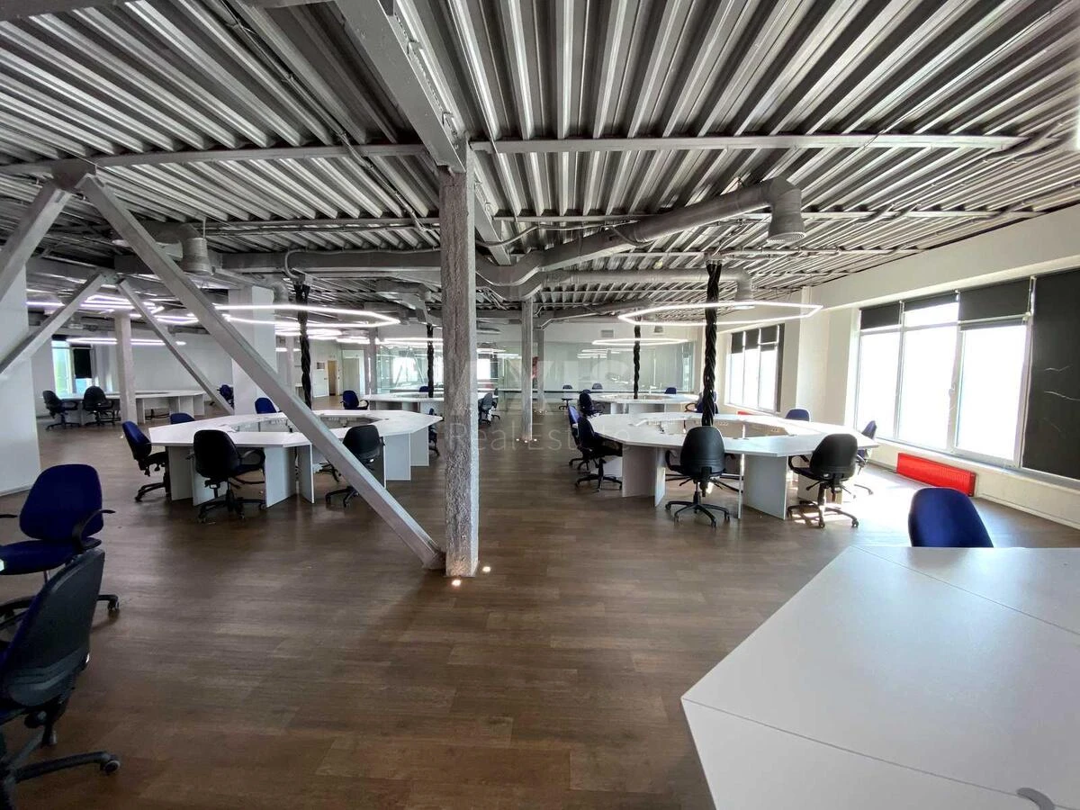 Office vul. Degtjarivs'ka 27Т, 700m27074215