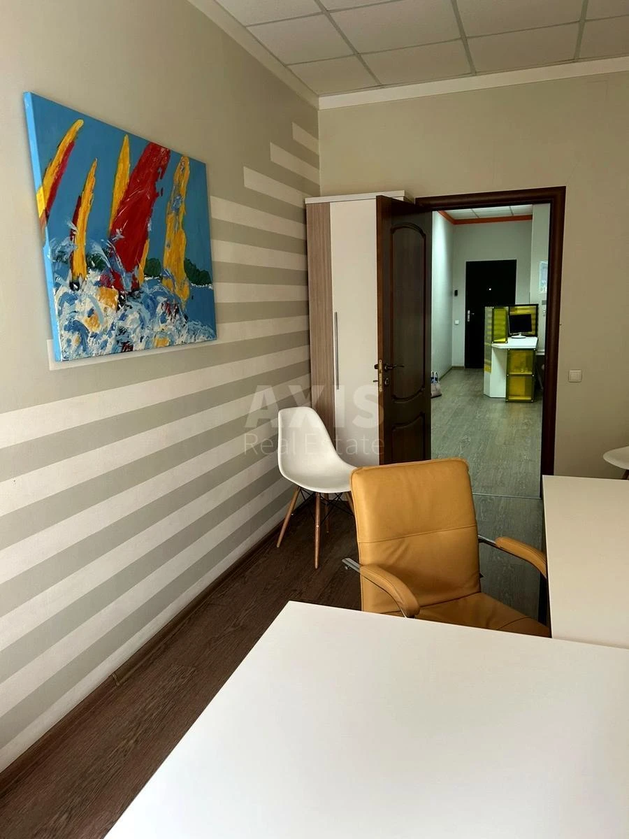 Office vul. Glybochyc'ka 40, 127m26940911