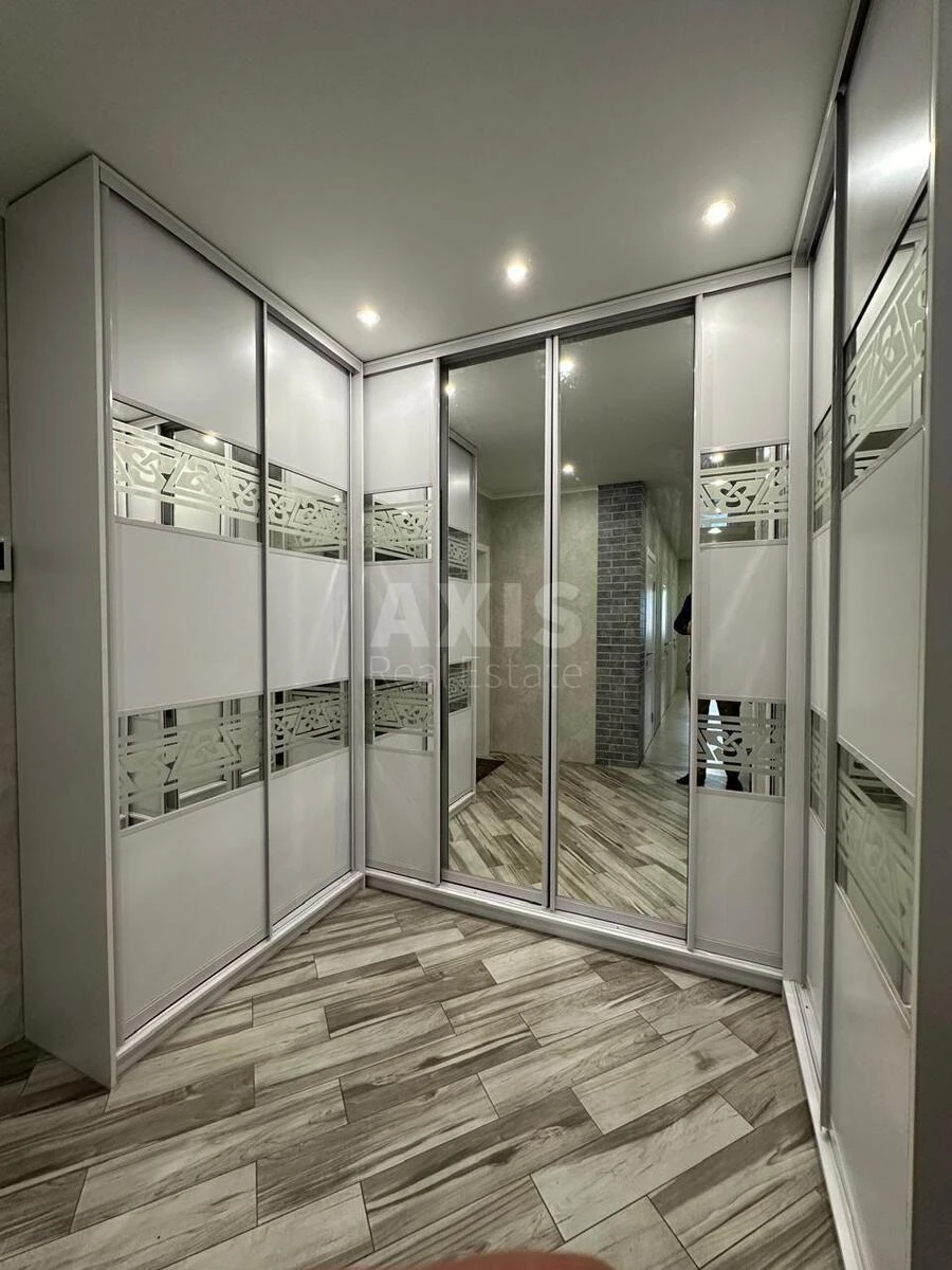 3k apartment vul. Kondratjuka Jurija 3611828