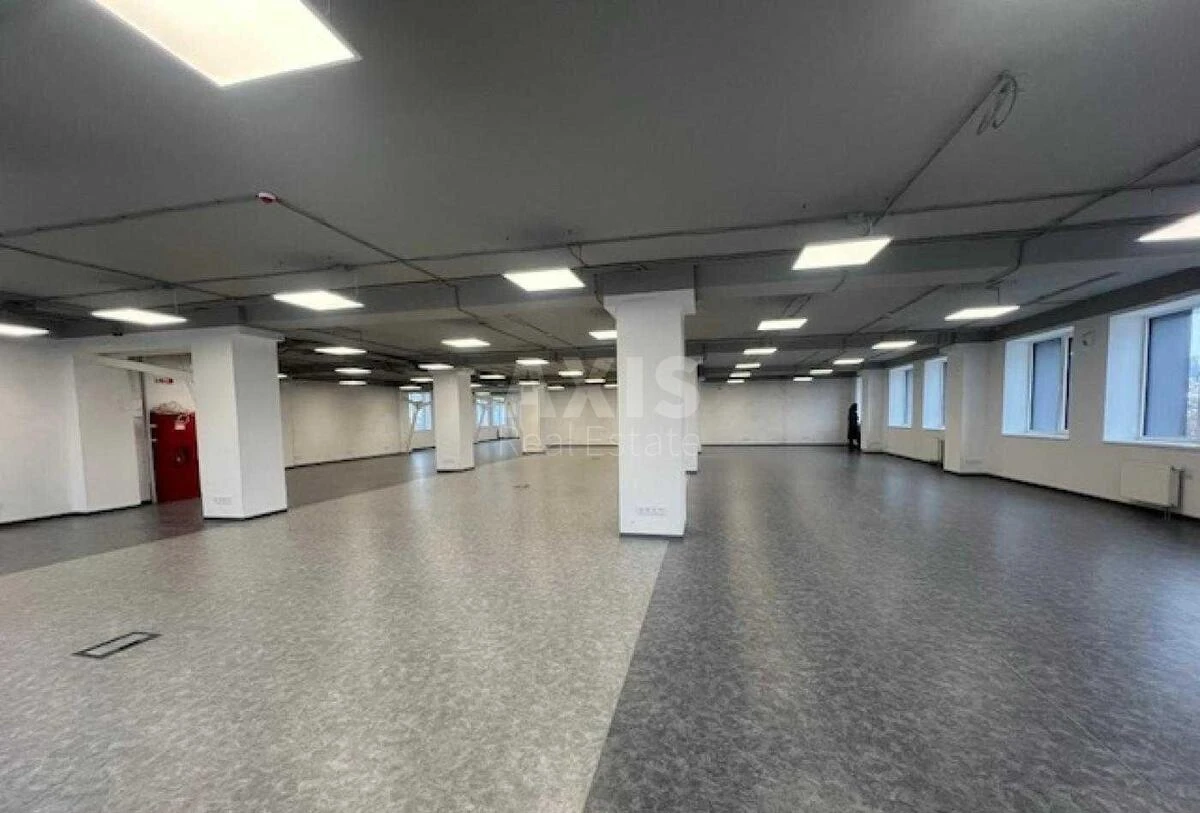 Office vul. Pochajnyns'ka 38/44, 520m26811010