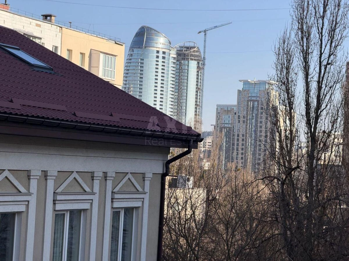 2к квартира ул. Василия Тютюнника 13670990