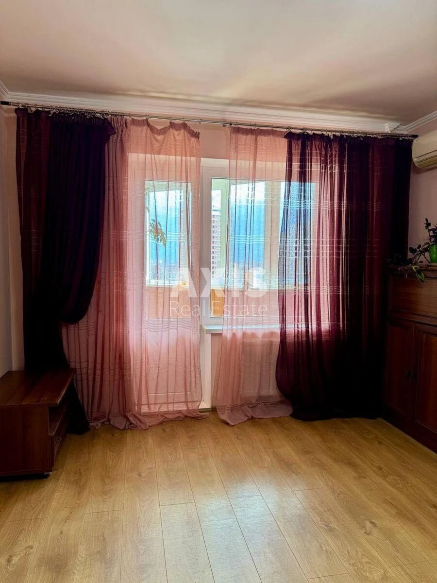 3k apartment vul. Александры Эстер 146824211
