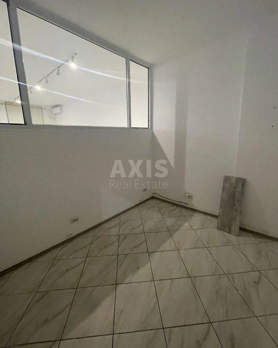 Office vul. Myhajla Maksymovycha 3Г, 95m2653122