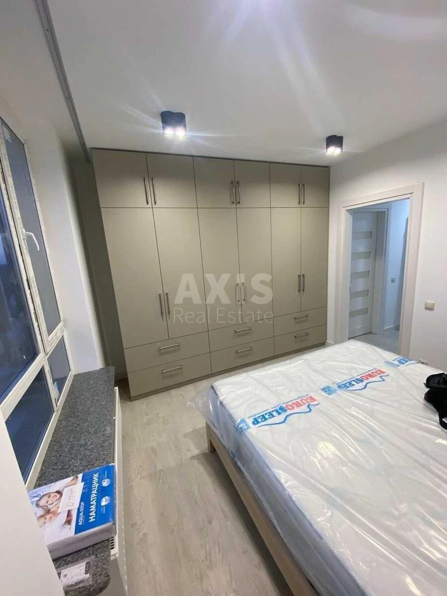 2k apartment vul. Oleksandra Olesja 10715388
