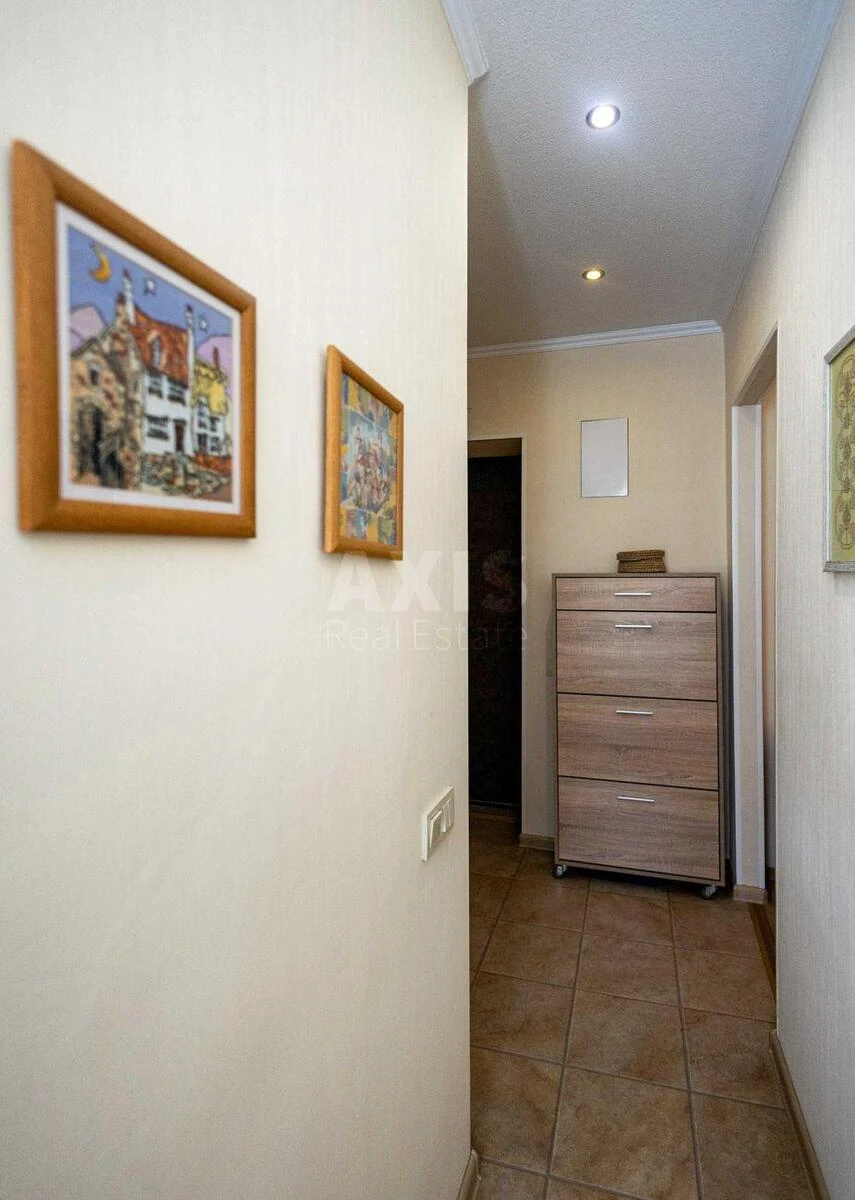 1k apartment vul. Bilorus'ka 15Б700848
