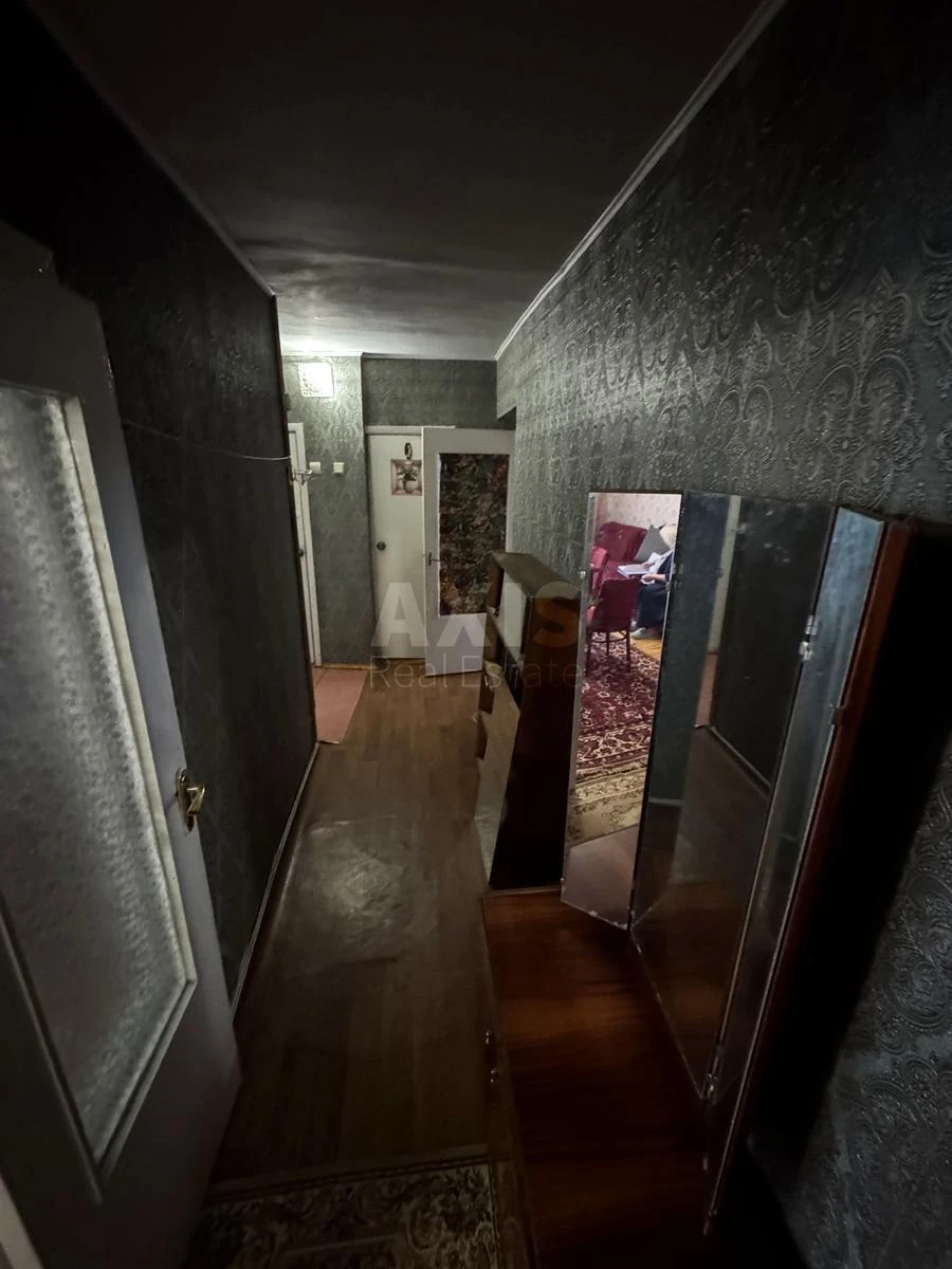 3к квартира пр-т Гонгадзе Георгия 96551411