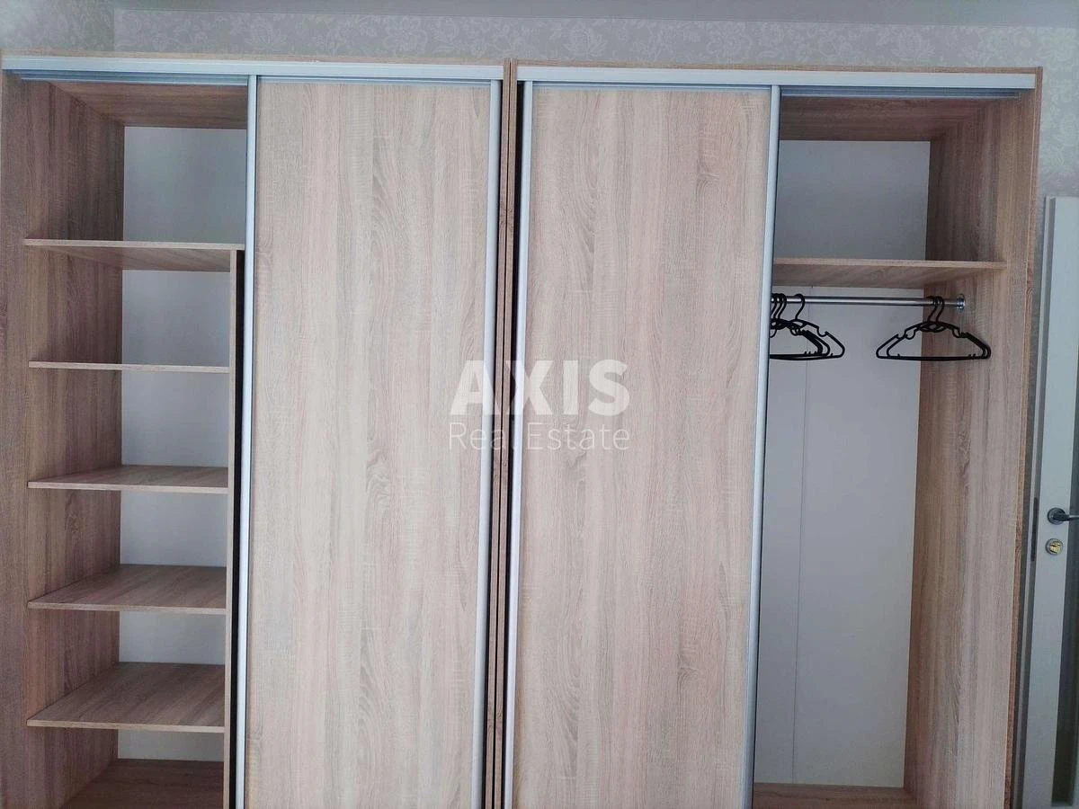 4k apartment vul. Lypkivs'kogo Vasylja Mytropolyta 182930510