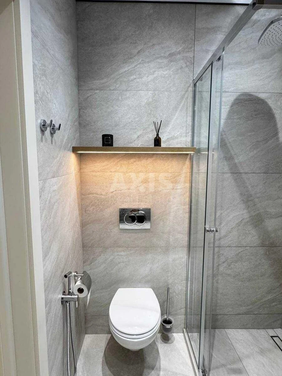 1k apartment pr-t Yevropeyskoho Soyuzu 1630288