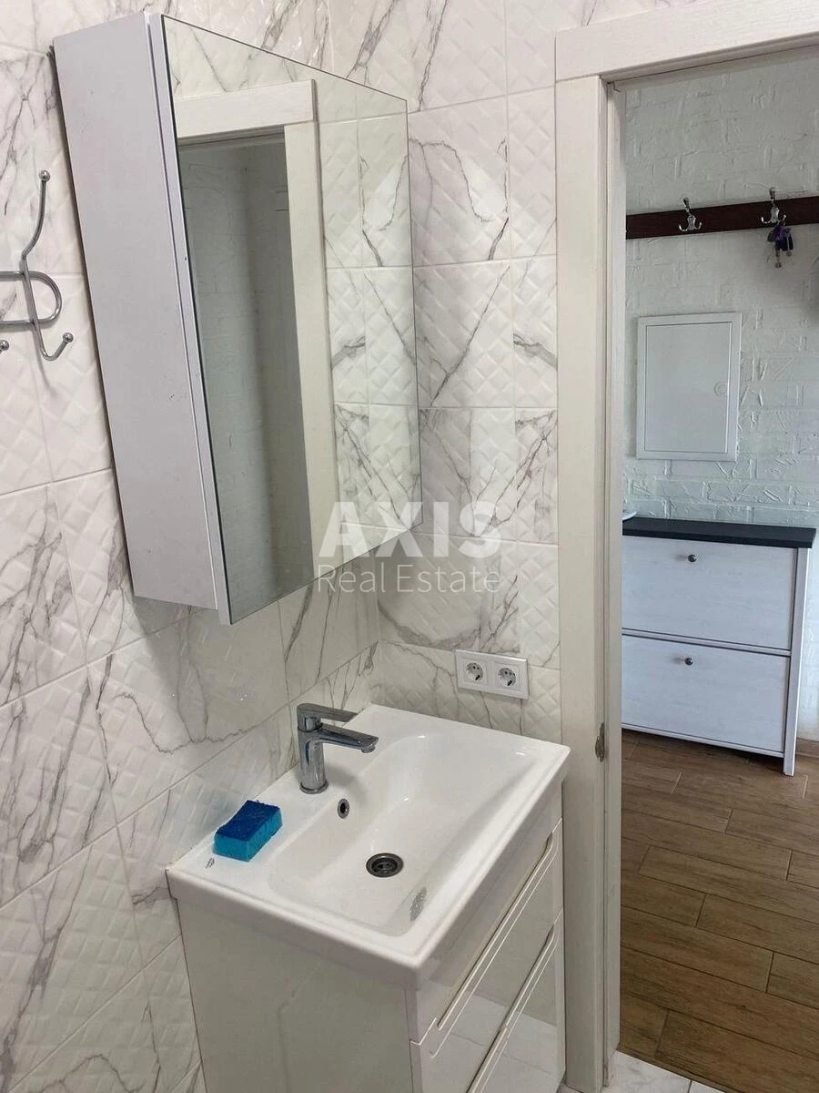 1k apartment prov. Kolomyjs'kyj 6562657