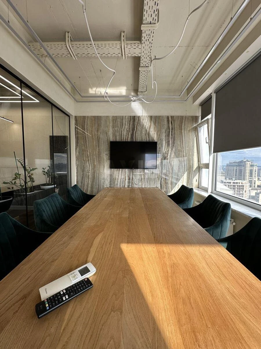 Office uzv. Klovs'kyj 7, 159m267500