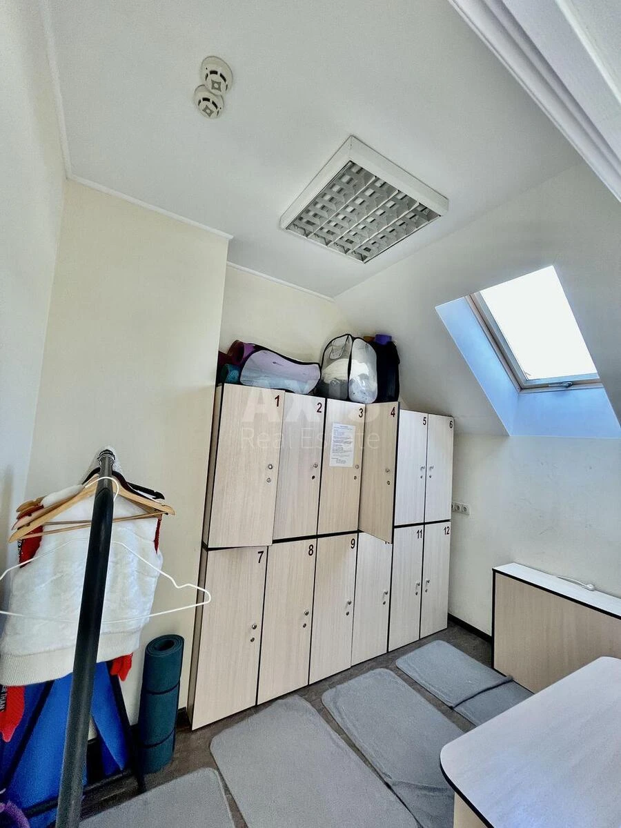 Trade object vul. Lobanovs'kogo 15, 225m2719528