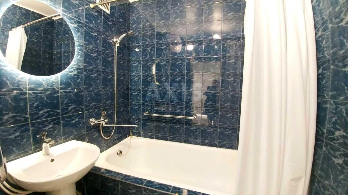 1k apartment pr-t Obolons'kyj 25704458