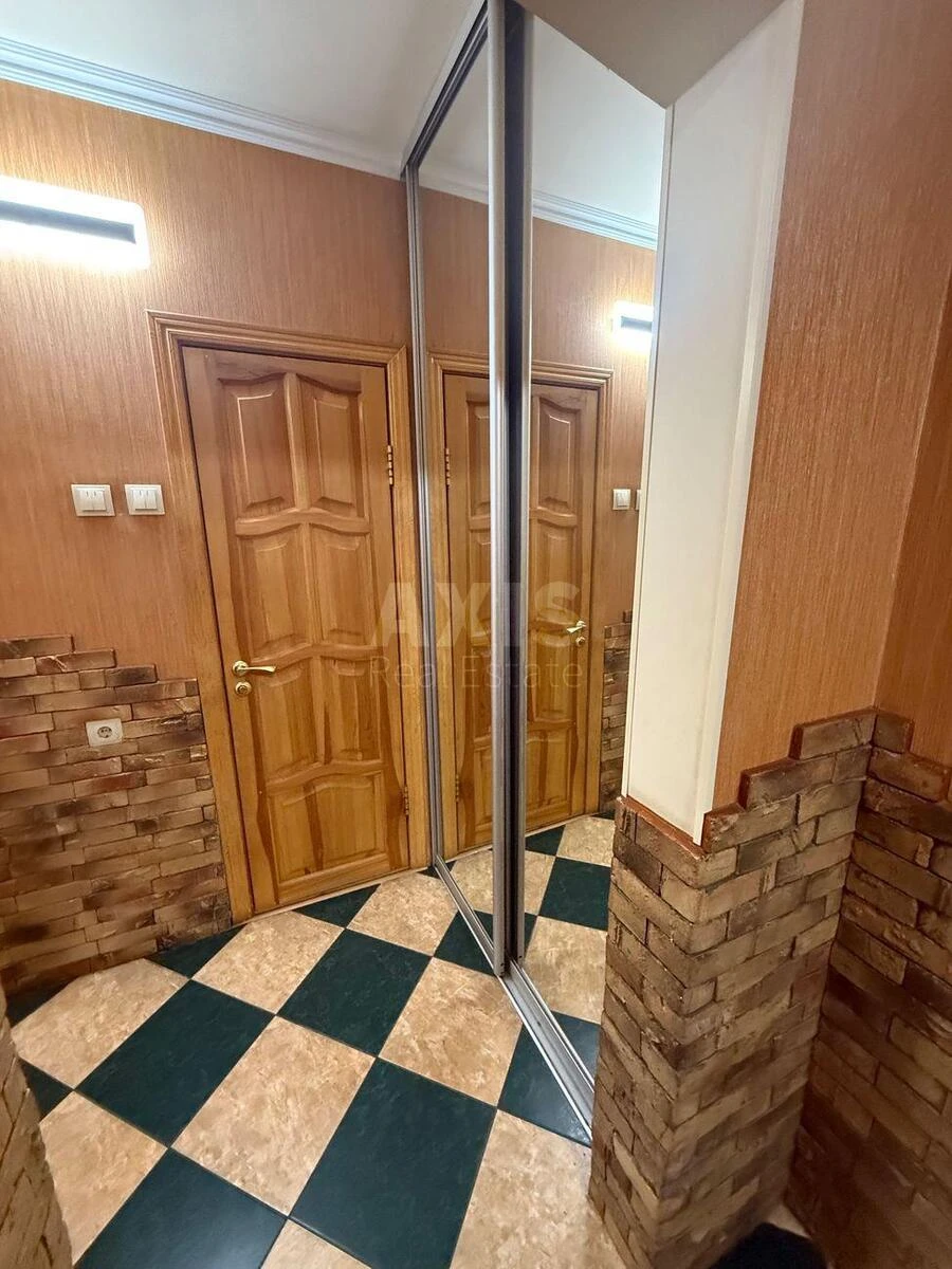 2k apartment pr-t Gongadze Georgija 32В6738718