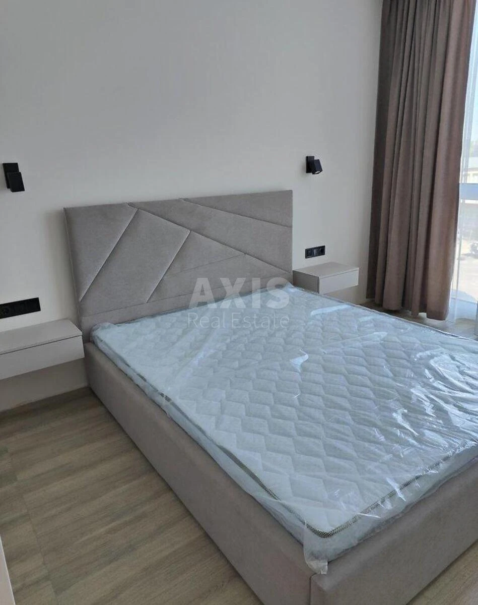 1k apartment vul. Prychal'na 10679764