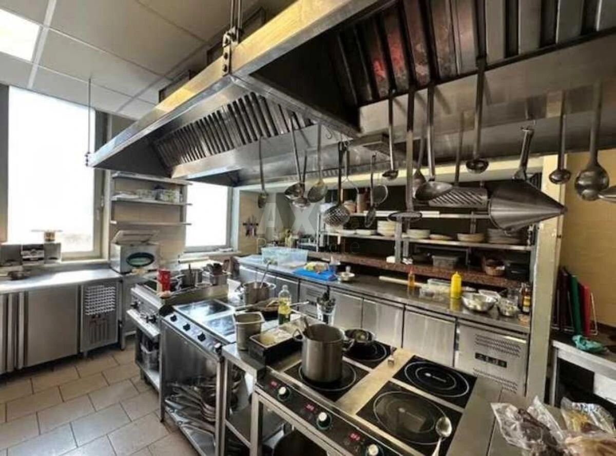 Trade object vul. Sofii'vs'ka 14, 232m26462312