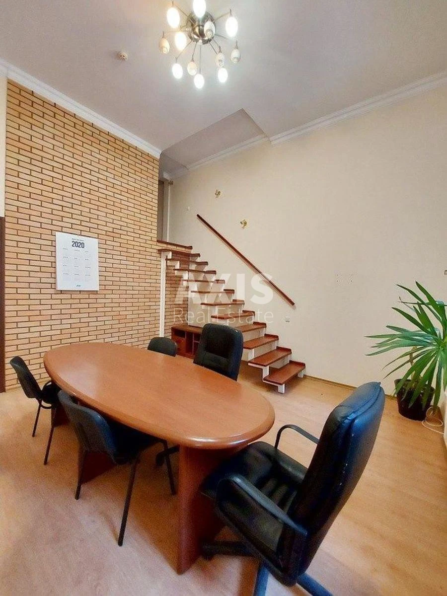 Office vul. Grushevs'kogo Myhajla 16, 124m244609