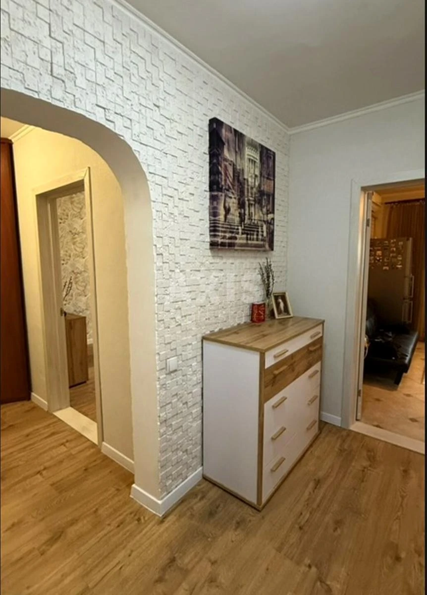 1k apartment vul. Urlivs'ka 24644540