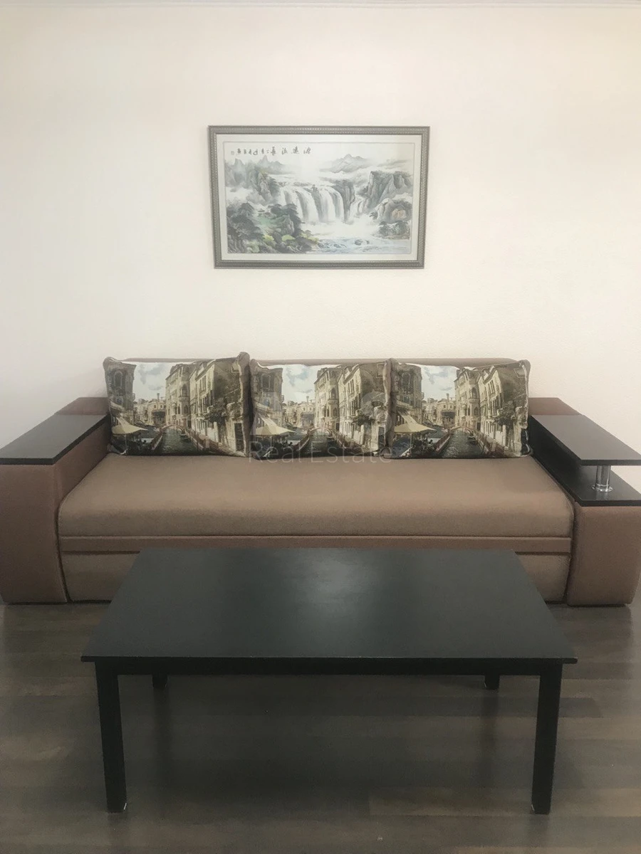 3k apartment vul. Bratstva tarasivtsiv 12/37619573