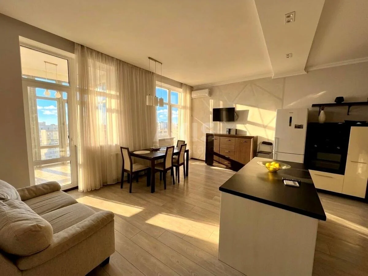 3k apartment vul. Mel'nykova 18Б