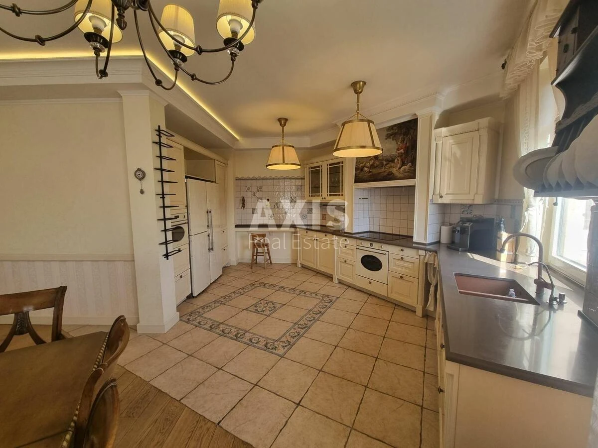 4k apartment vul. Tolstogo L'va 39580587