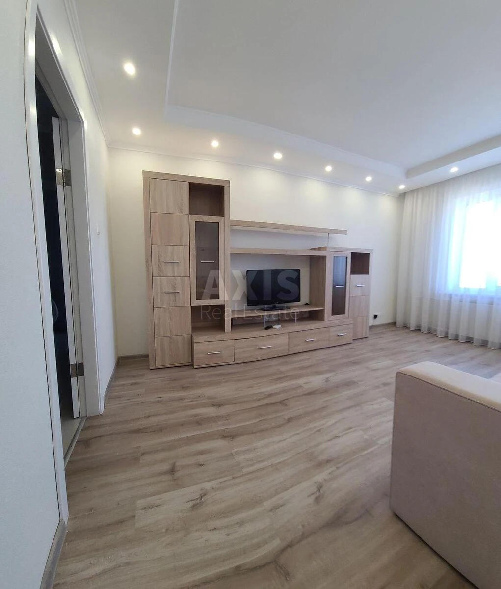 2к квартира ул. Бальзака Оноре де 8687318