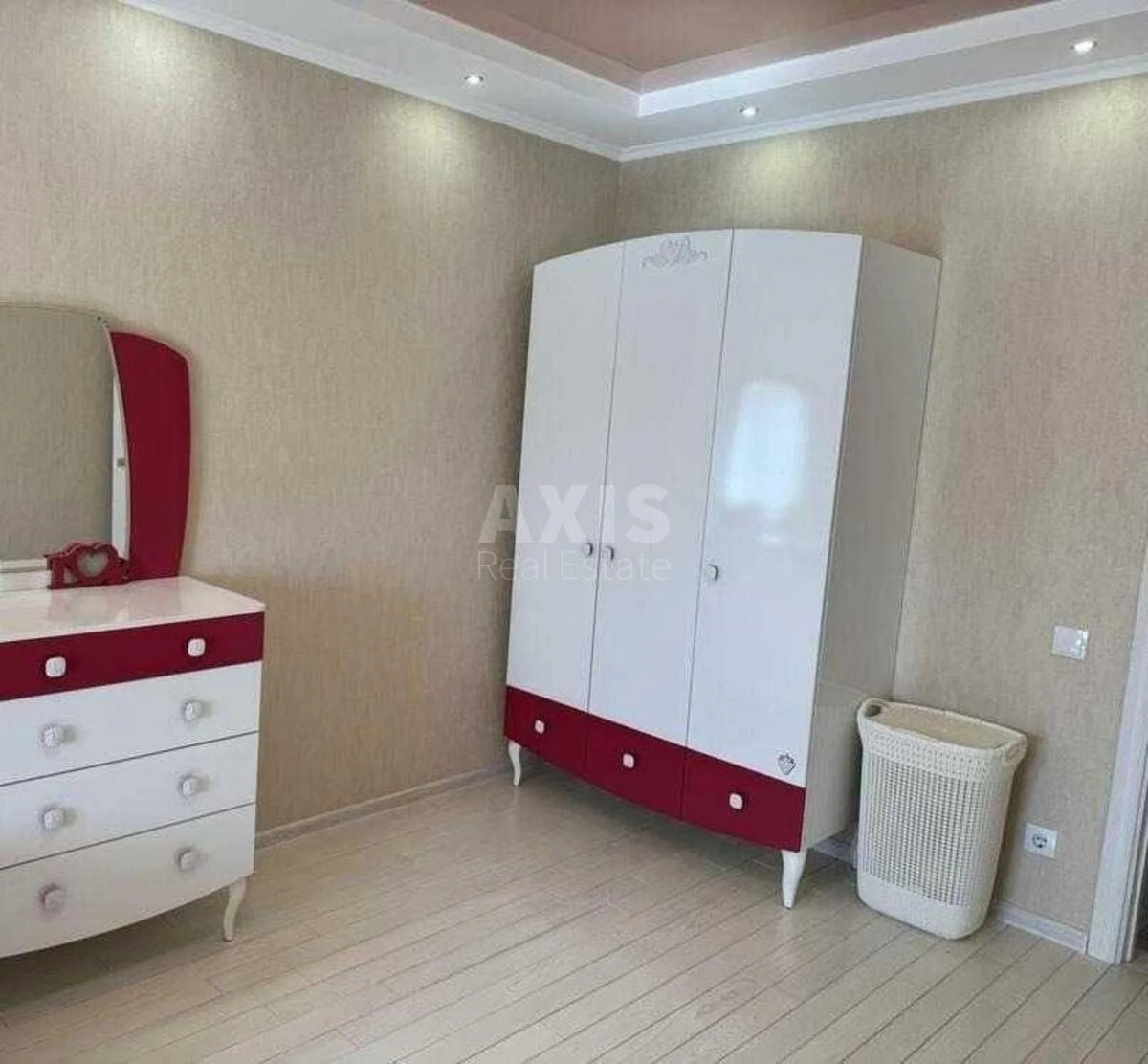 3k apartment vul. Urlivs'ka 386280610