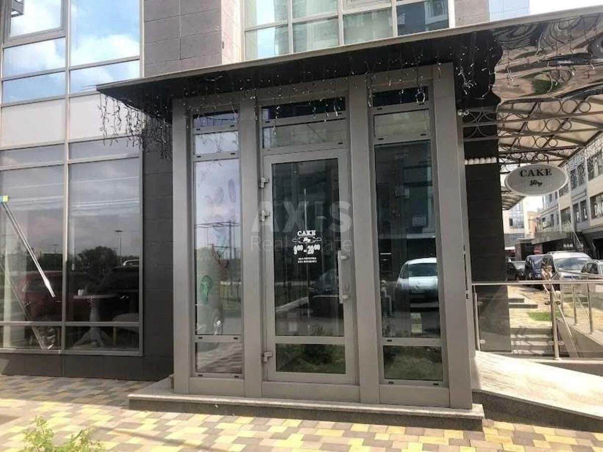 Об'єкт торгівлі вул. Трускавецька 6В, 65м2