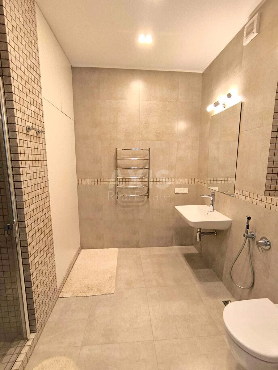 2k apartment vul. Jevgena Konoval'cja 36Е440784