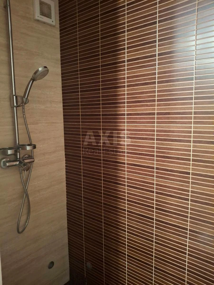 3k apartment vul. Staronavodnyc'ka 8Б639558