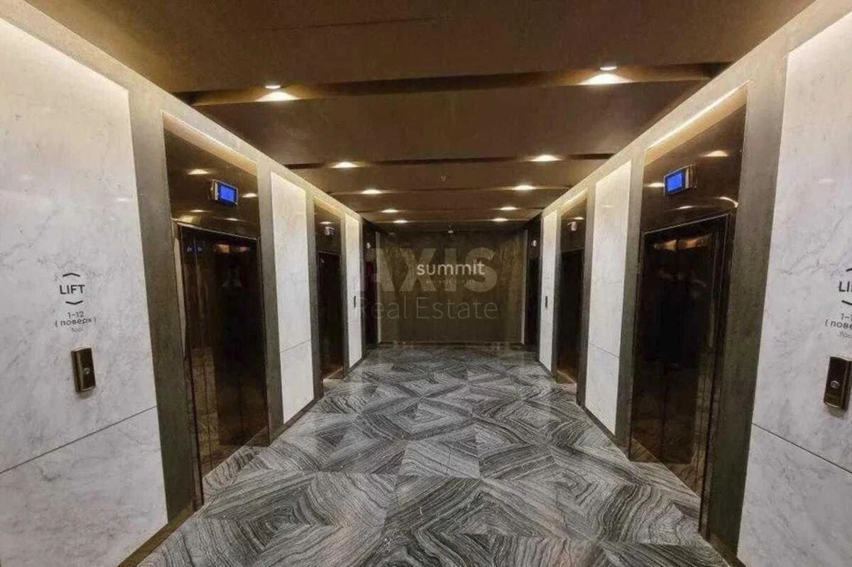 Office vul. Grushevs'kogo Myhajla 9Б, 510m2719400