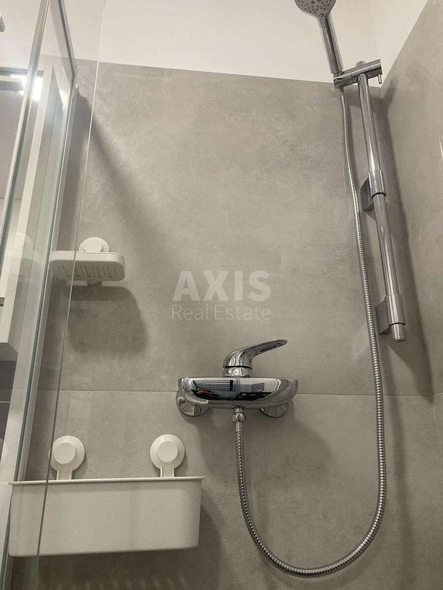 1к квартира ул. Александра Олеся 2В647179