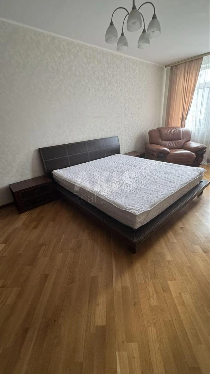 2к квартира ул. Мишуги Александра 2662656