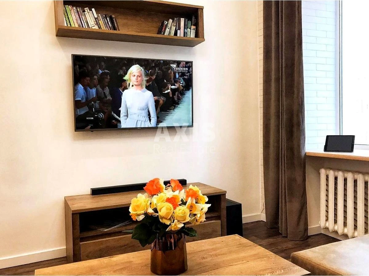 2k apartment prov. Myhajlivs'kyj Twenty amps658164