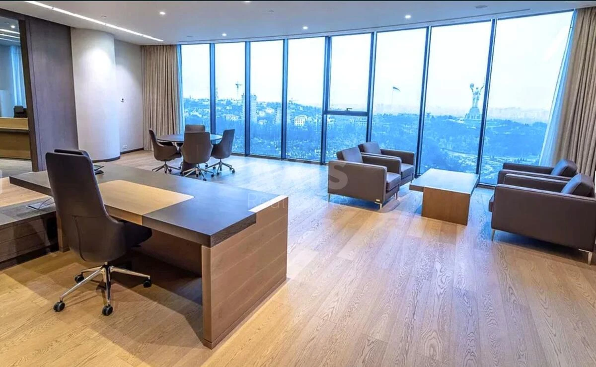 Office vul. Strutyns'kogo Sergija 13, 1467m2692454