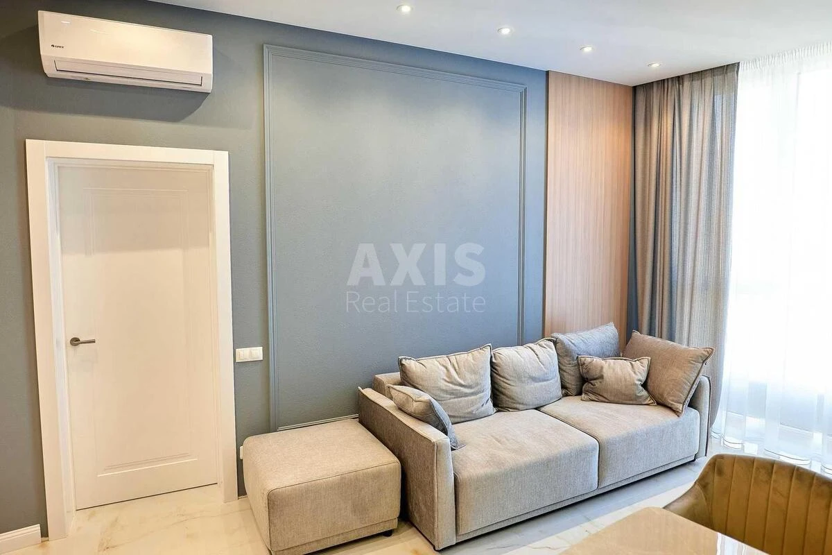 2k apartment vul. Vasylya Tyutyunnyka 28А661152