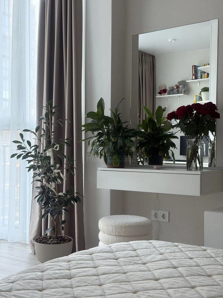1k apartment vul. Zabolotnogo Akademika 148708314