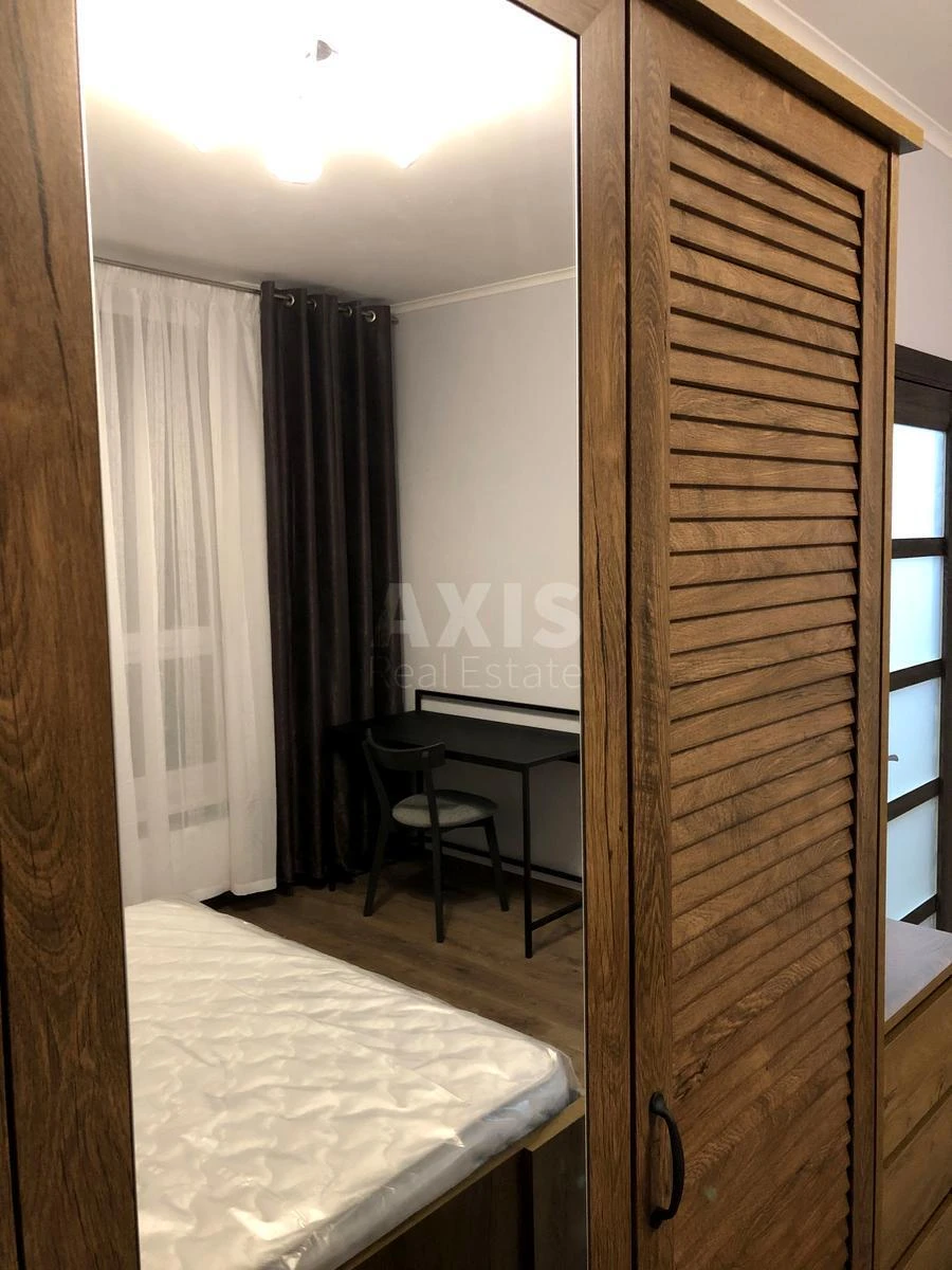 1k apartment pr-t Berestejskij 65А678549