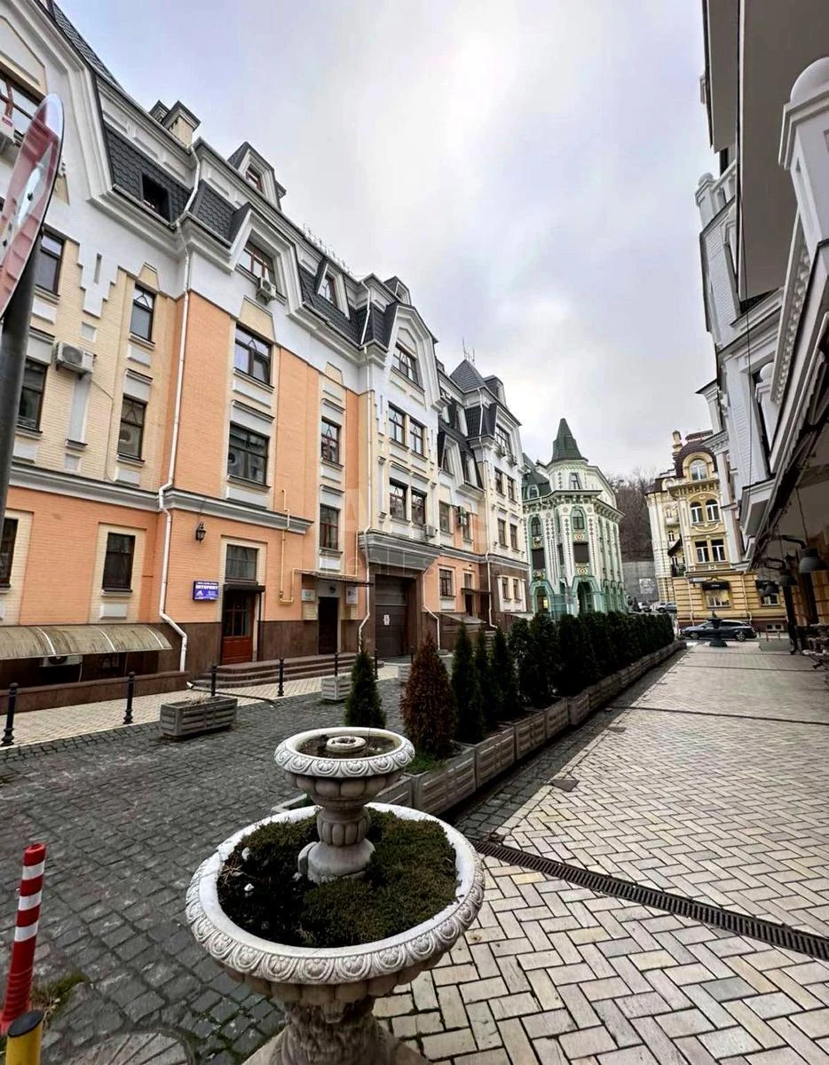 Office vul. Vozdvyzhens'ka 14, 82m2684564