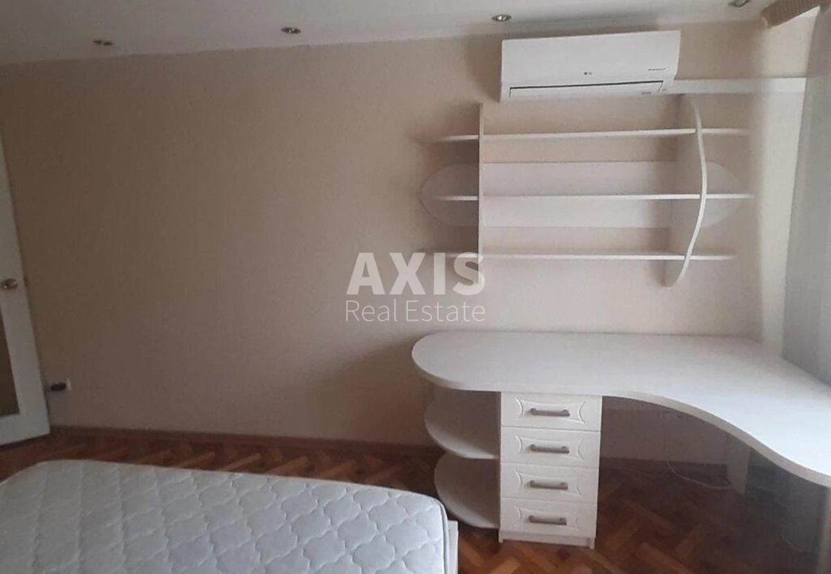 2к квартира ул. Борщаговская 2398891