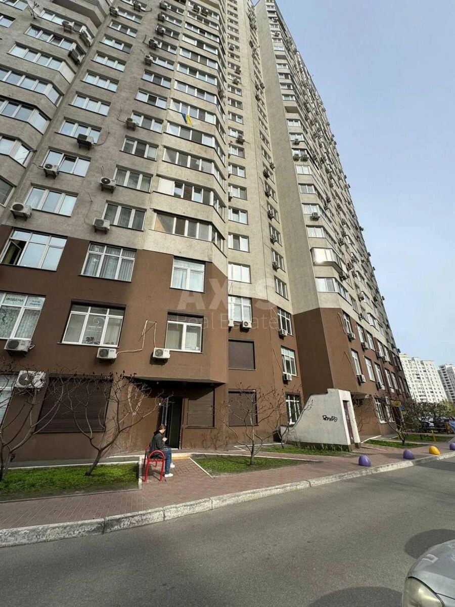 Объект торговли ул. Елены Пчилки 5, 95м268111