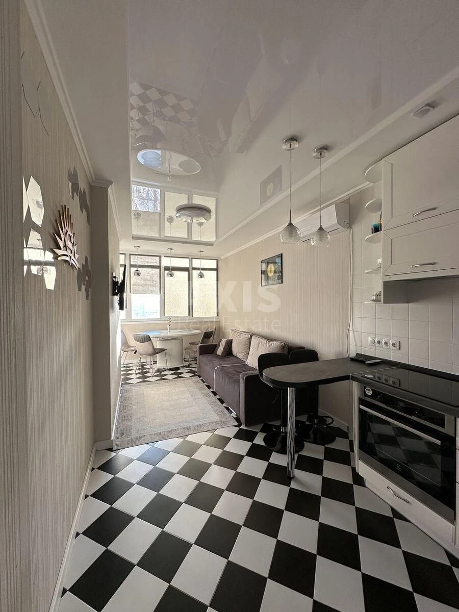 1k apartment vul. Kondratjuka Jurija 3713163