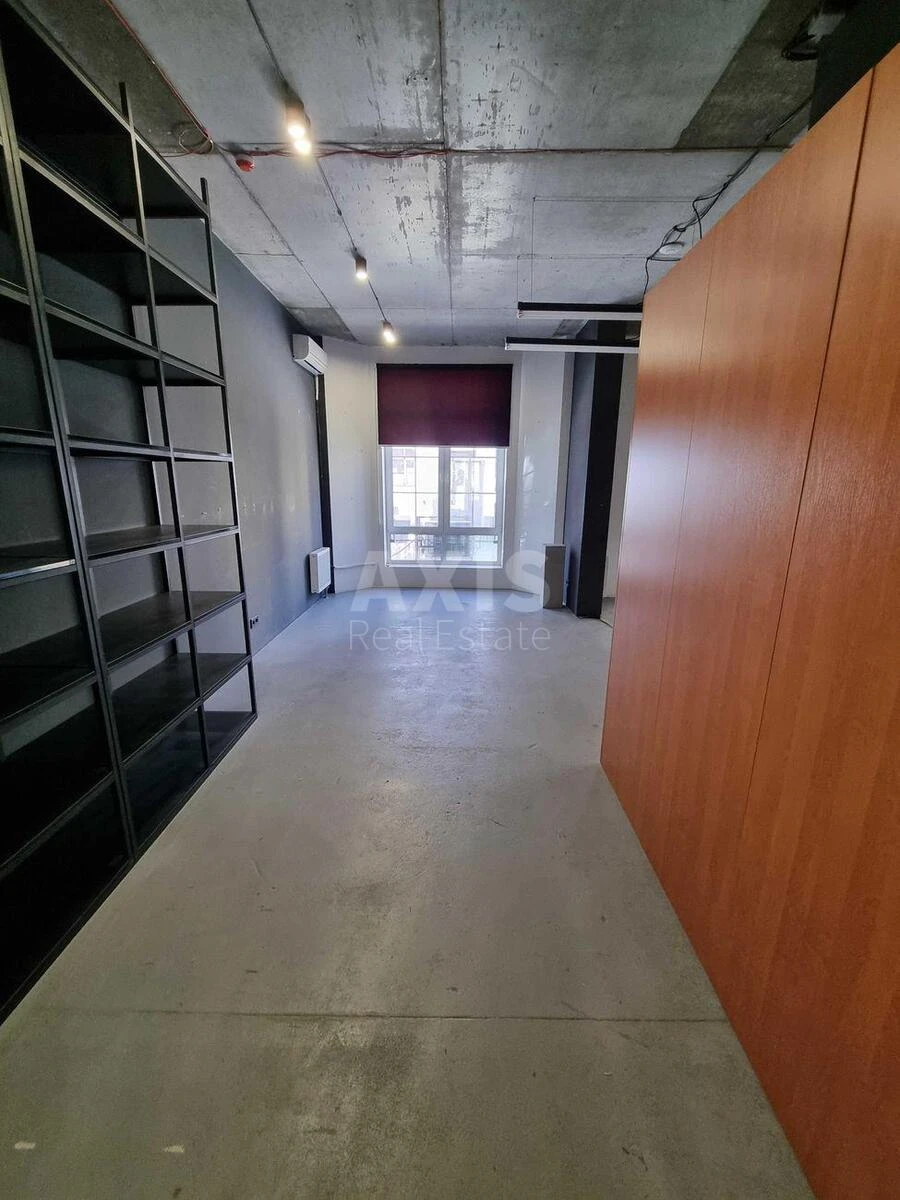 Office vul. Degtjarna 6, 280m2670823