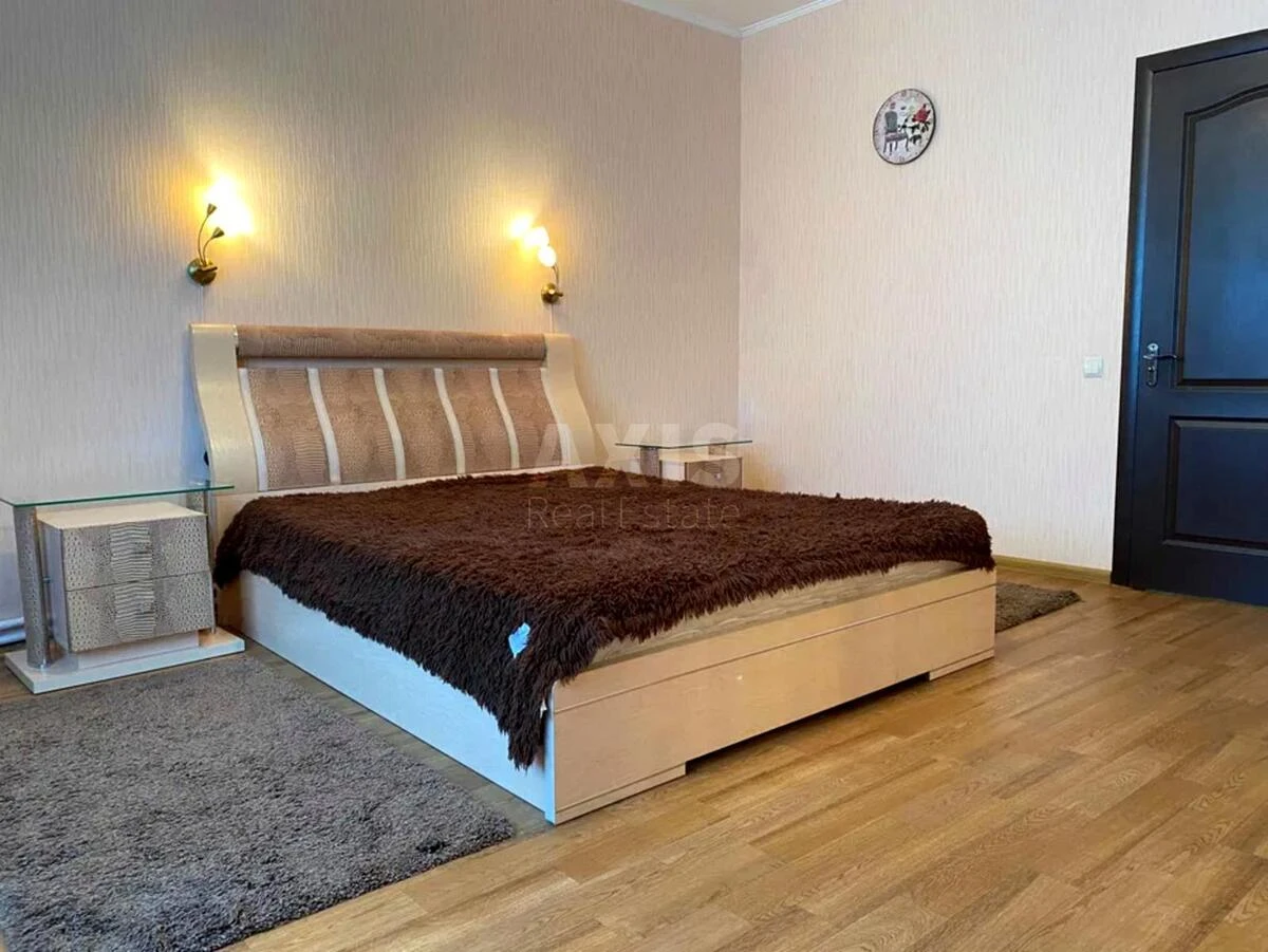 3к квартира ул. Ахматовой Анны 13668358