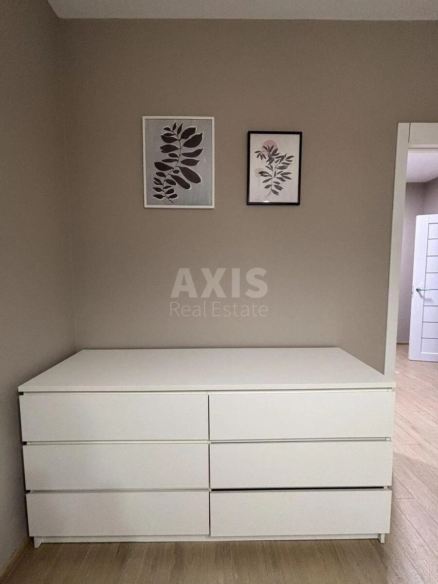 1k apartment vul. Revuc'kogo 40В652419