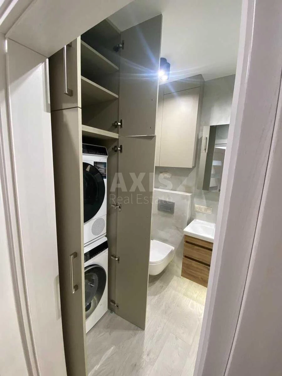 2к квартира ул. Александра Олеся 107153811